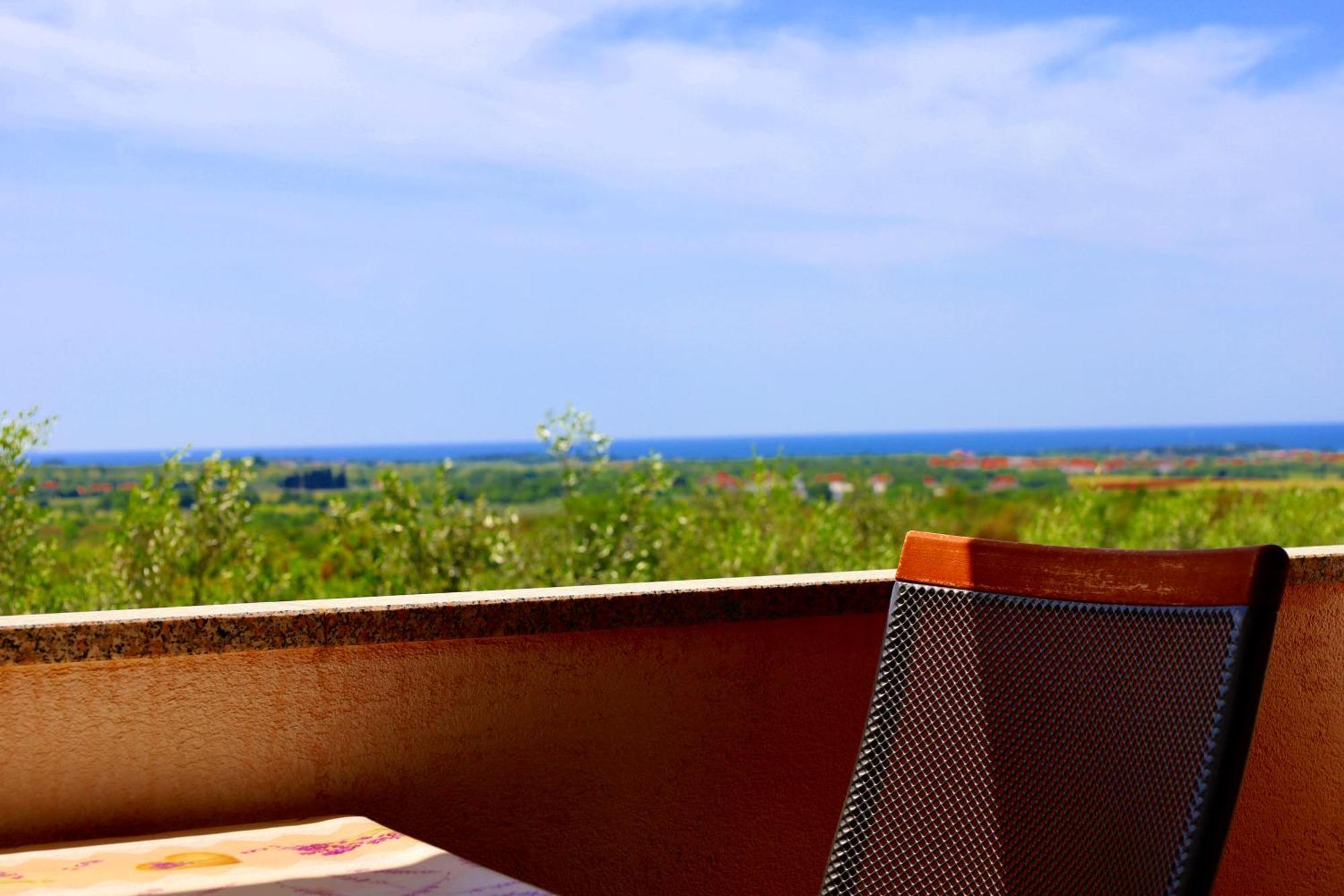 Apartment Zita With 1 Bedroom In Relaxing Surroundings Near Umag Kültér fotó
