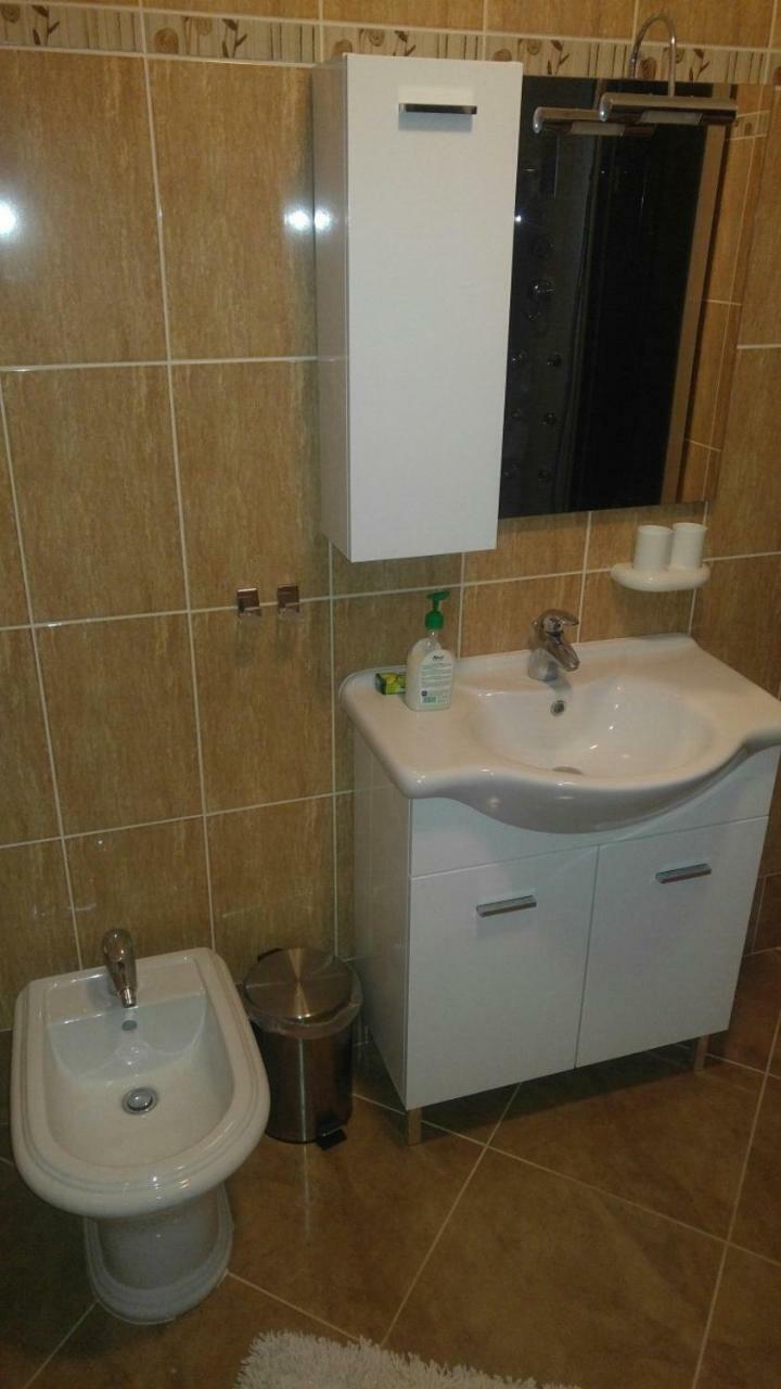 Apartment Zita With 1 Bedroom In Relaxing Surroundings Near Umag Kültér fotó