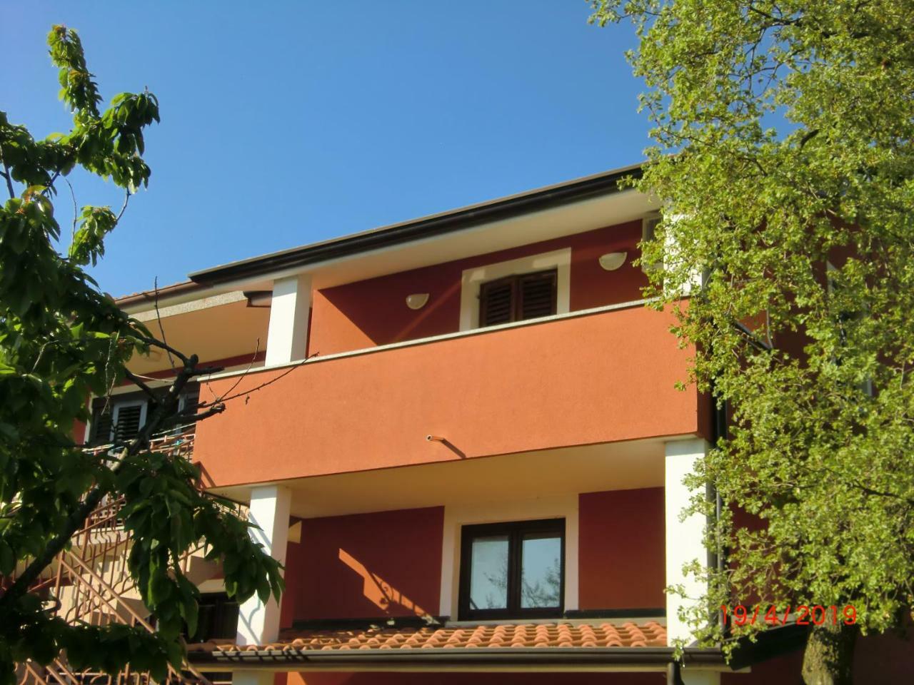Apartment Zita With 1 Bedroom In Relaxing Surroundings Near Umag Kültér fotó